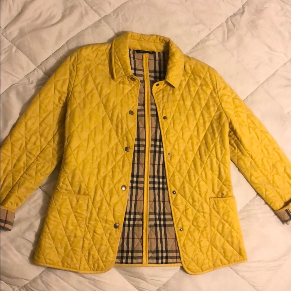 Burberry Quilted Jacket 🧥 🚨CLEAN OUT🚨